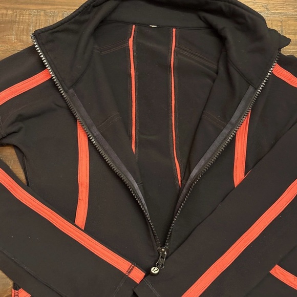 Lululemon Black Zip-Up Athletic Jacket Red Piping - Picture 5 of 9